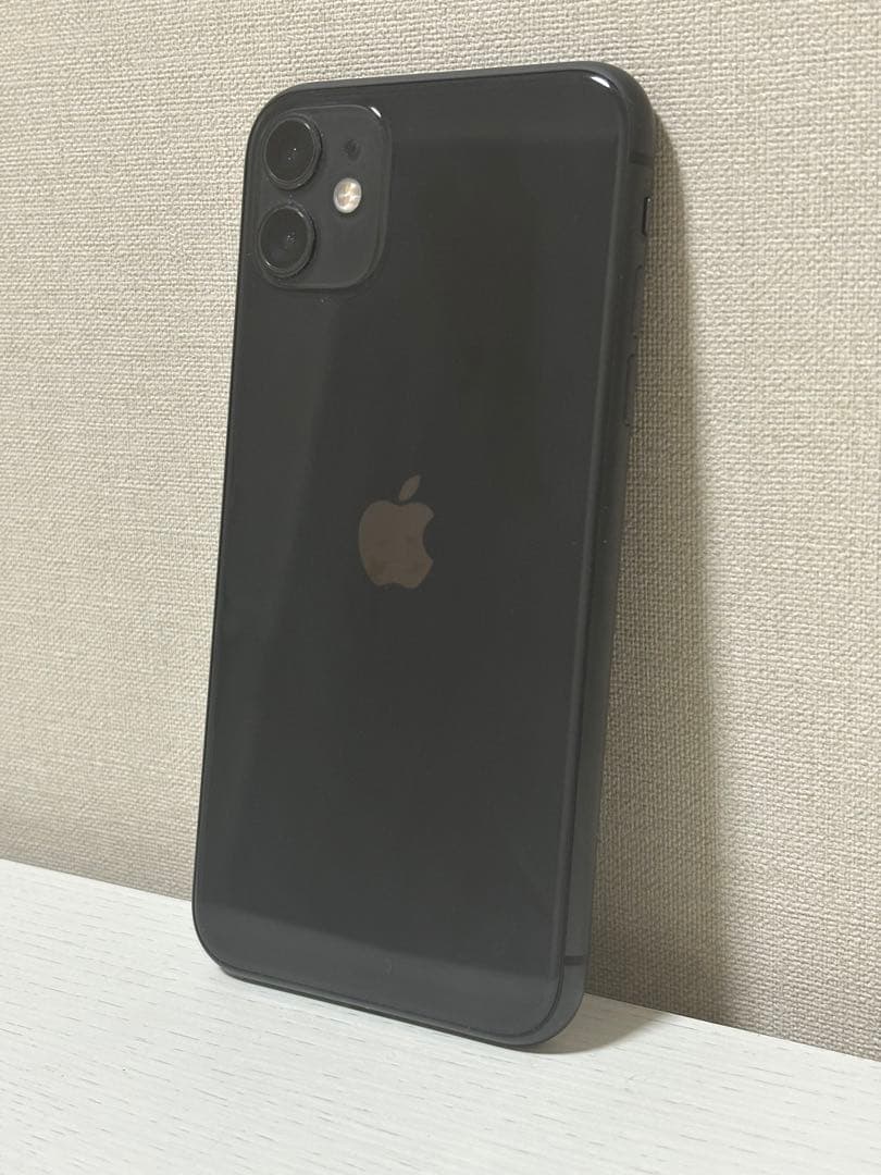 iPhone 11 本体 64GB ブラック SIMフリー