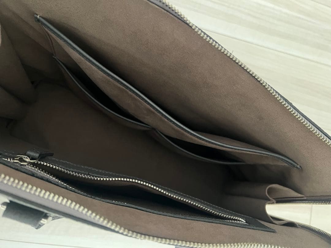 UNITED ARROWS レザーラウンド バッグ ブリーフケース