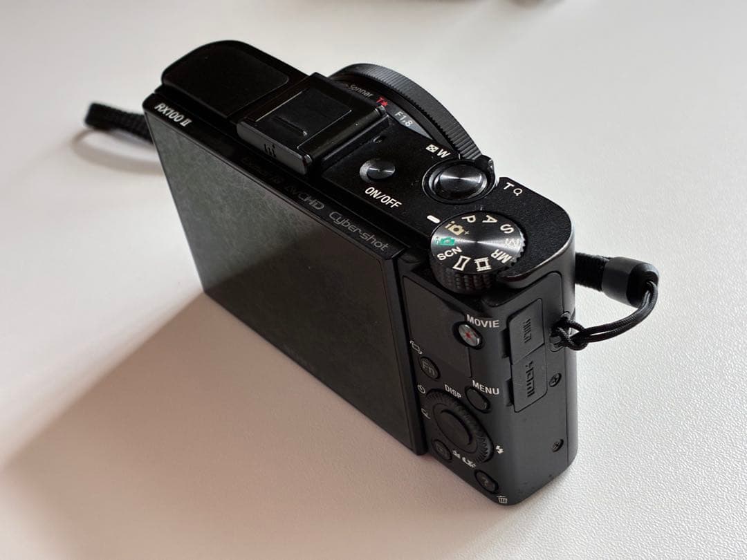 デジタルカメラ SONY Cyber-shot RX100II (DSC-RX100M2)