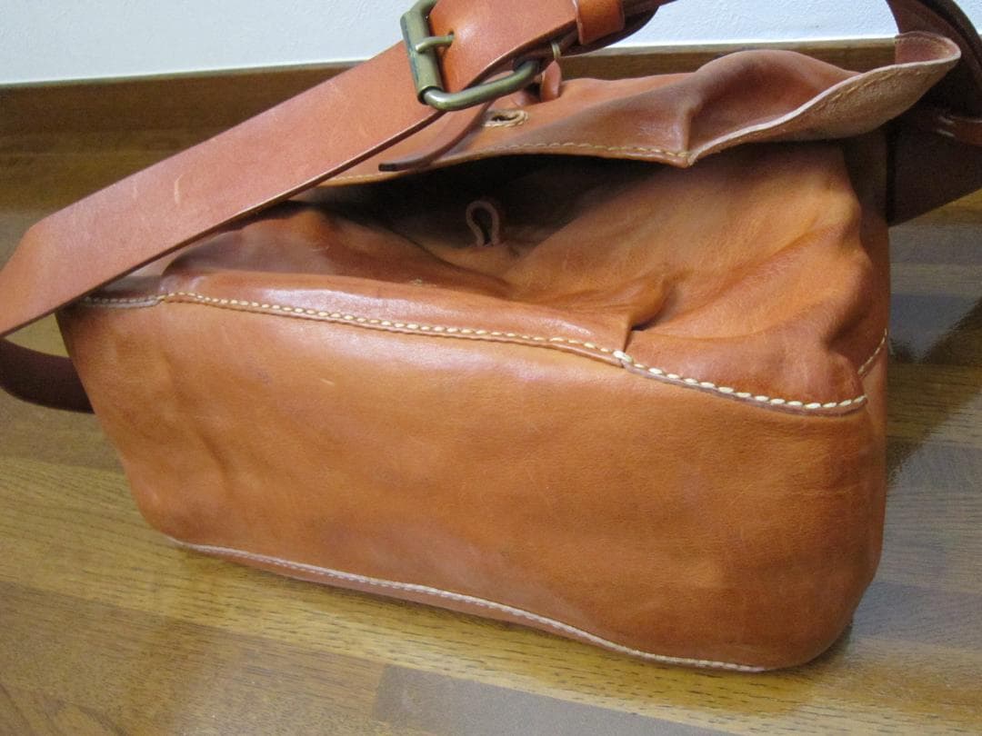 アンリークイール　⑤　ショルダーバッグ　鞄　バッグ