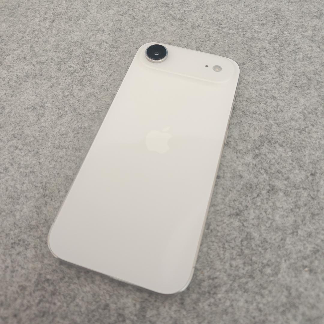 【美品】iPhone Air クラウドホワイト 256GB バッテリー100％