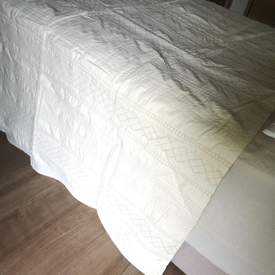 im MIYAKE キルティング ダブルベッド用カバー、マルチカバー