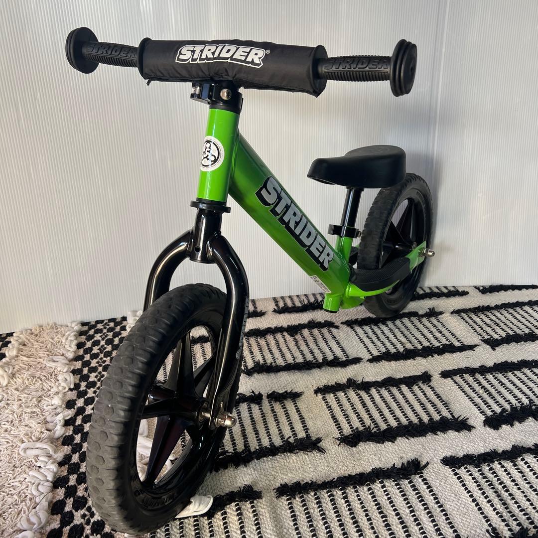 STRIDER スポーツ バランスバイク 12インチ グリーン