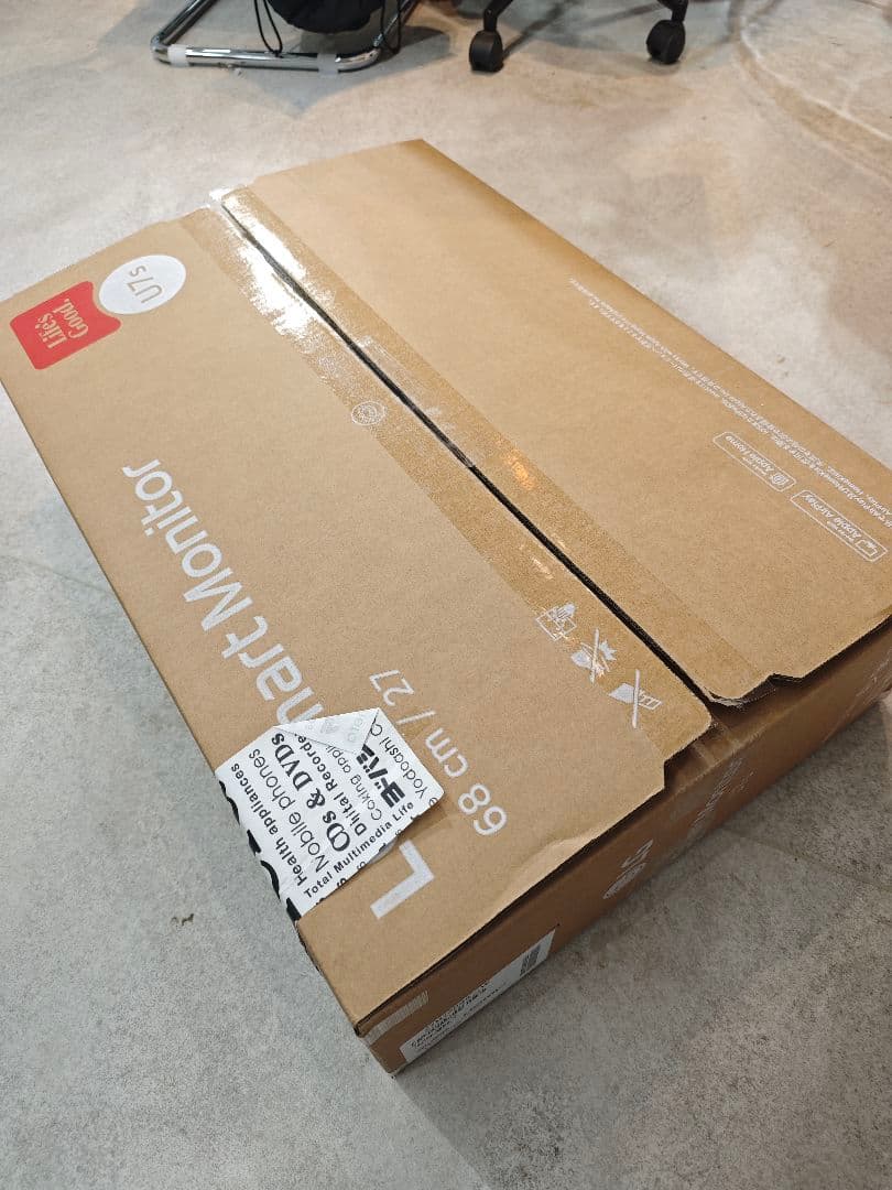 LG 27U730SA-W 27インチ 4K モニター 新品同様