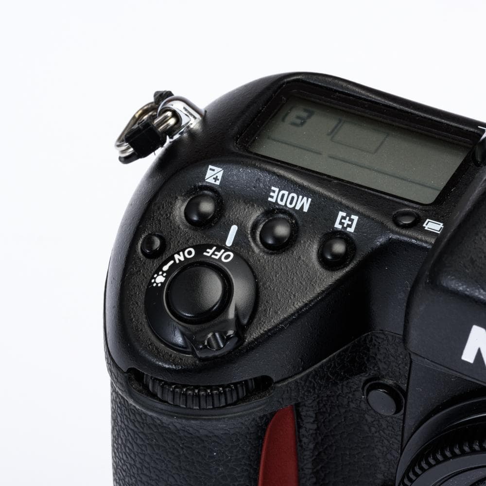 Nikon　F5　一眼レフ　フィルムカメラ　巻き上げ動作確認済み　防湿庫保管品