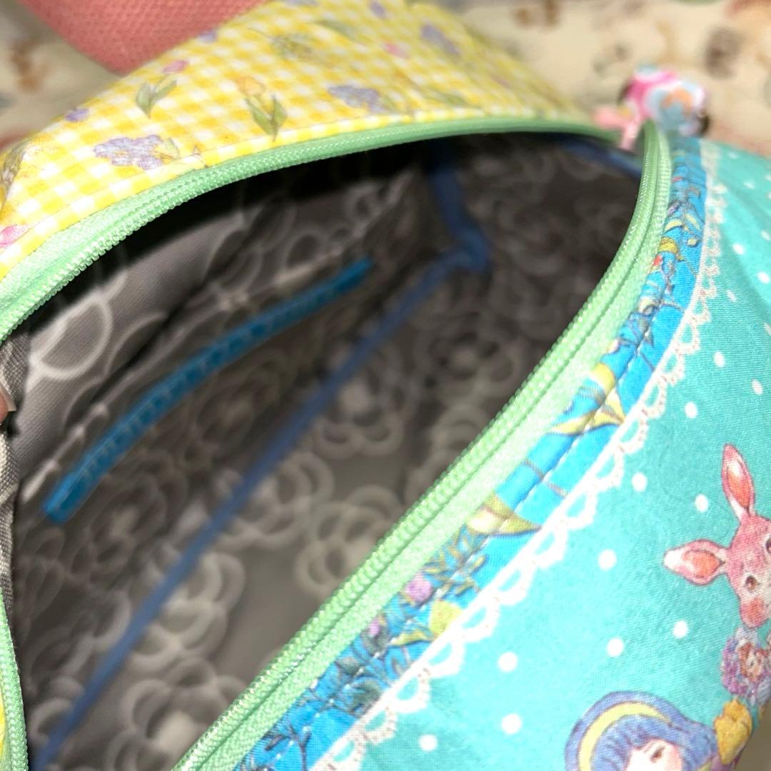 カナアキ様ꔛ‬ෆBOX型トートバッグ♡ジョリーフルール·͜·ᰔᩚ