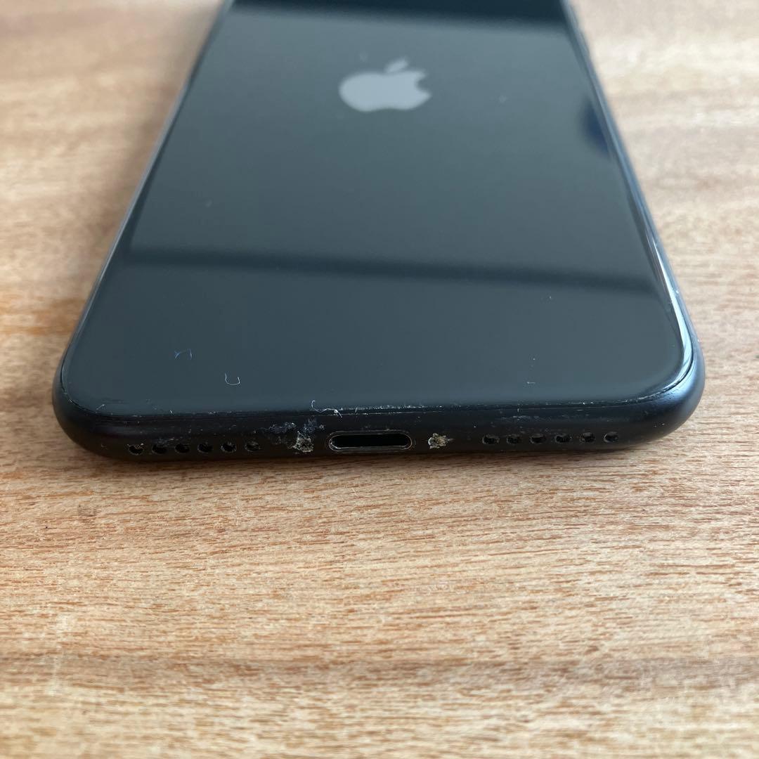 iPhone SE 第２世代　64GB ブラック　SIMフリー