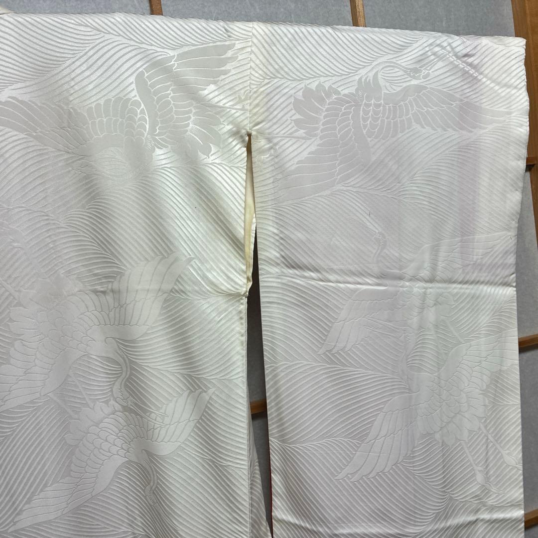 ち*ぃ様 花嫁着物白無垢掛下。比翼、白赤色婚礼用掛下白無垢婚礼衣装鶴模様、表内側