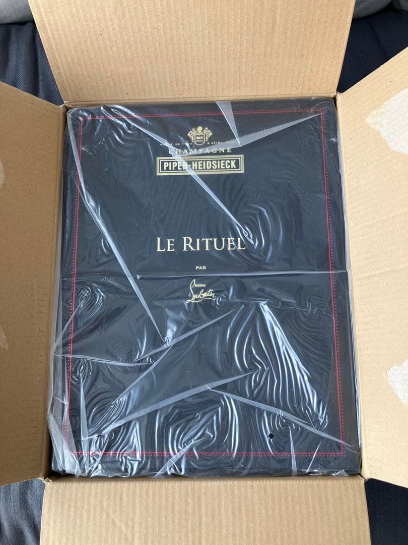 LE RITUEL　クリスチャンルブタン＆パイパーエドシック　限定コレクション