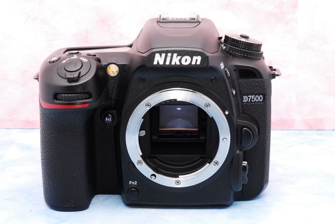 スマホ転送OK★Nikon D7500★一眼レフカメラ★レンズ3本★高性能