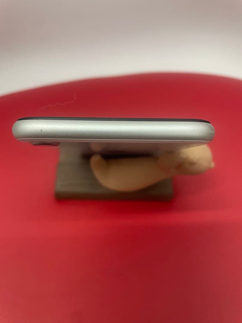 ぴ*布様 Apple iPhone SE (第2世代) ホワイト