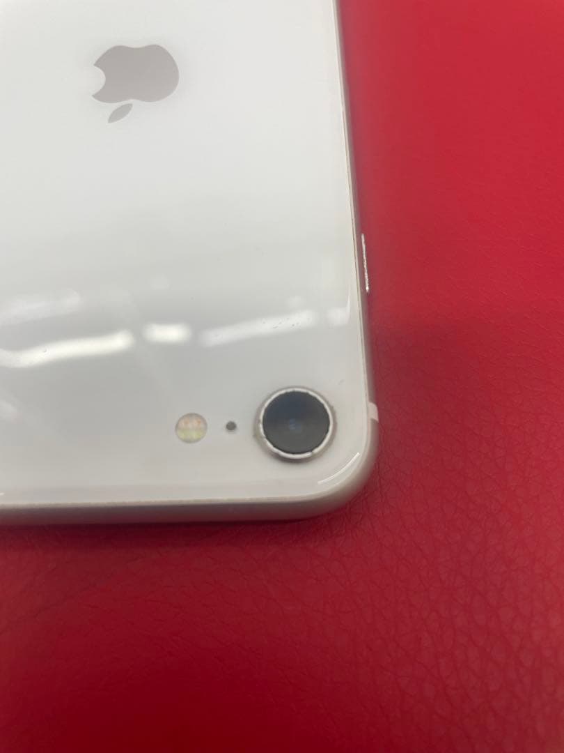 ぴ*布様 Apple iPhone SE (第2世代) ホワイト