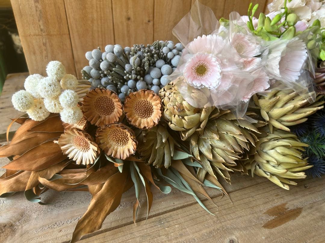 ✨年末お特MIX【Ｂ】ラナン　スイートピー　スターチス　スワッグ　生花