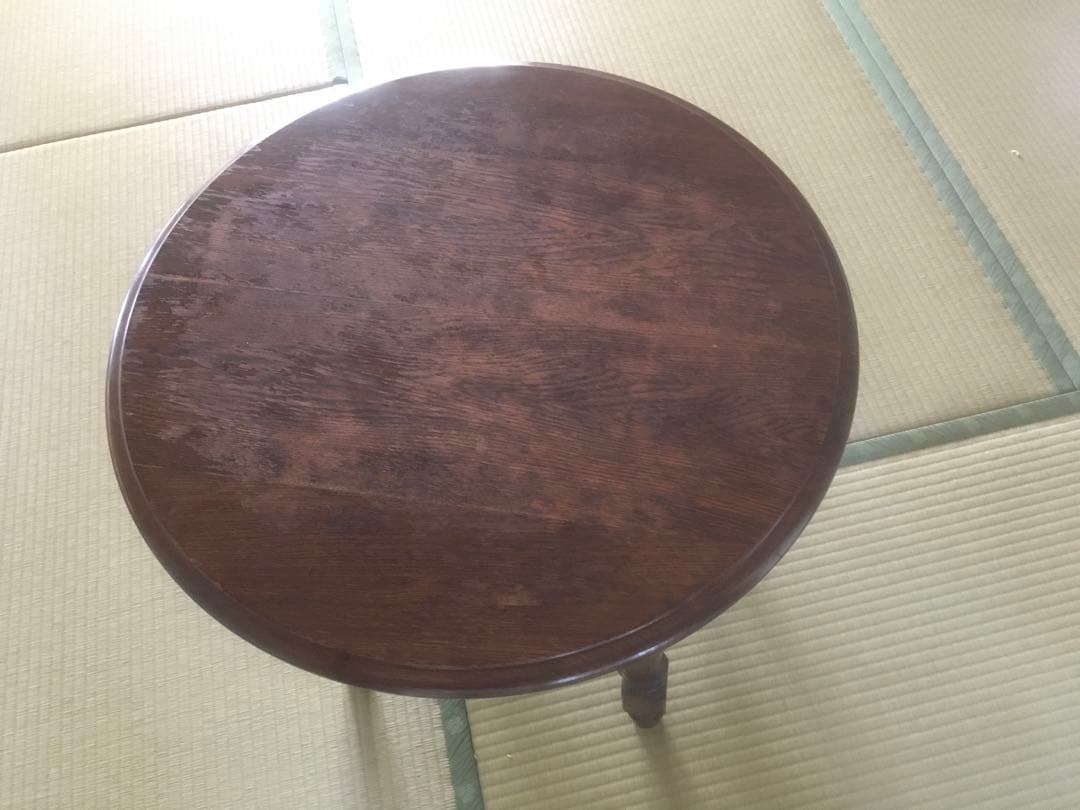 コロニアル丸テーブル　横浜クラシック家具　ノックオンウッド　Hand Made