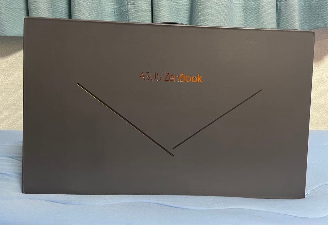 Windowsノート本体 ASUS ZenBook 15 UX534FAC