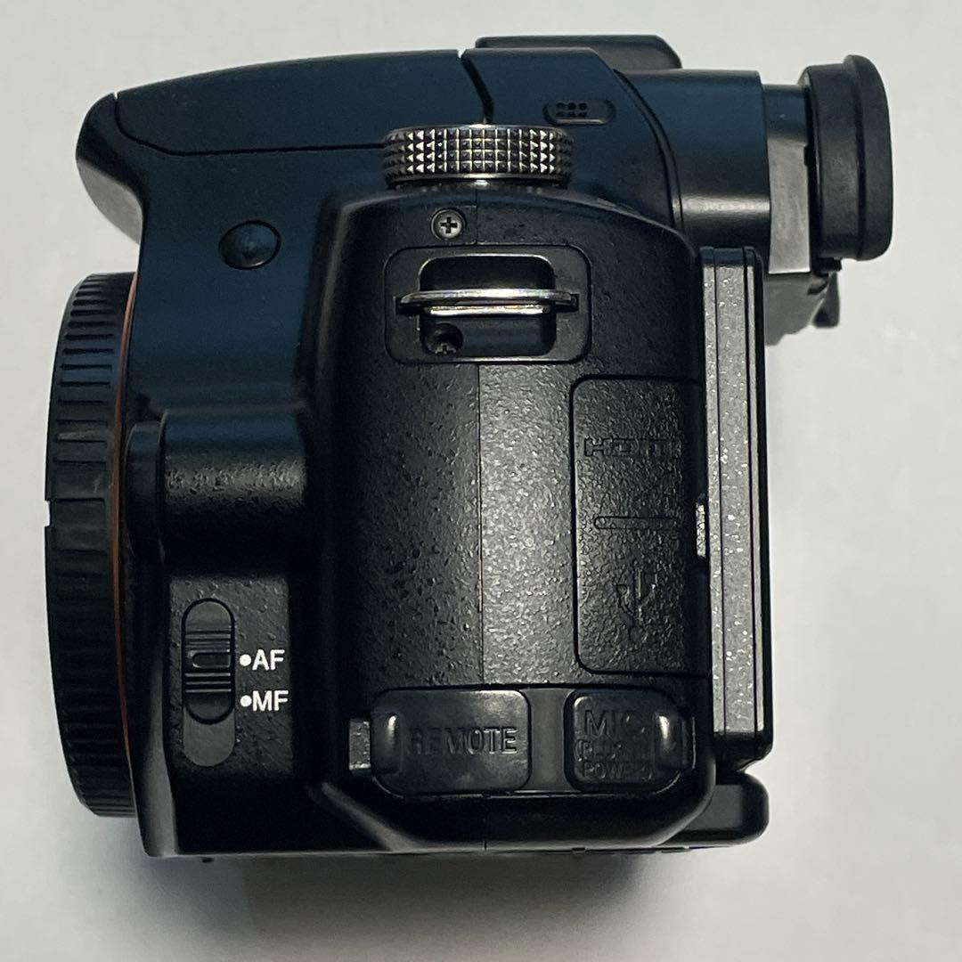 SONYα33 18-55レンズ付約13,000回、動作OK、充電器・バッテリー