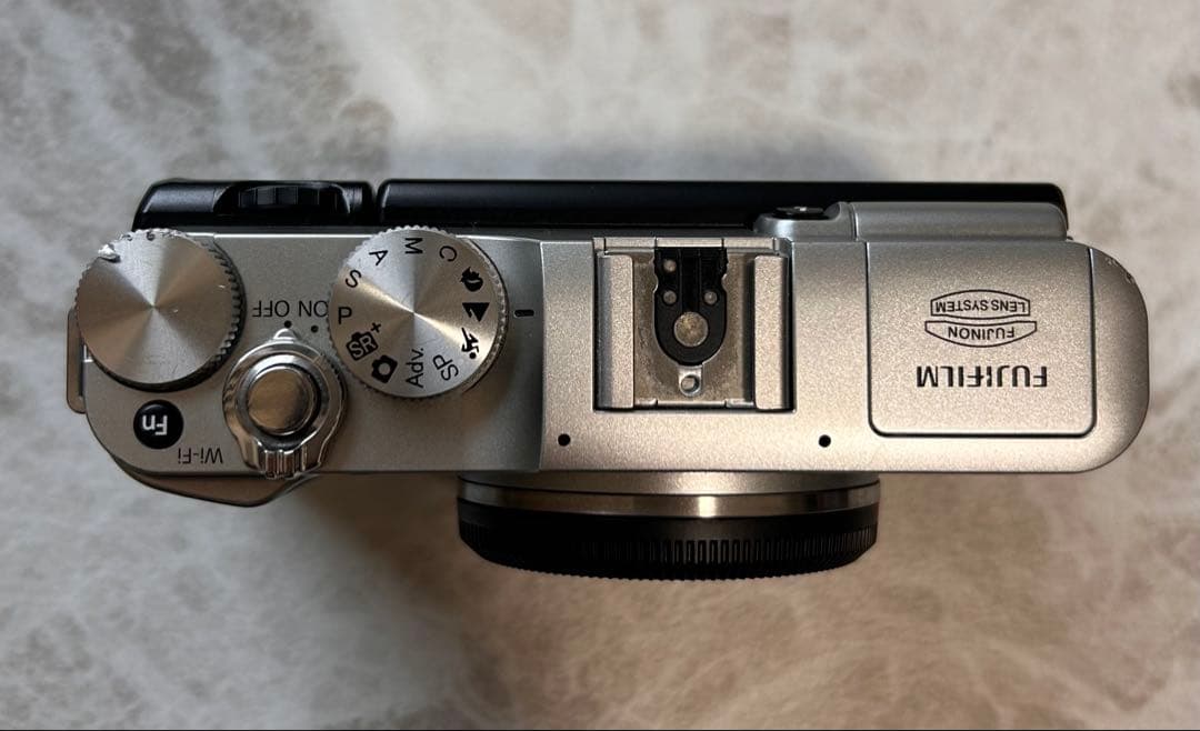 FUJIFILM ミラーレス一眼 X-M1 シルバー