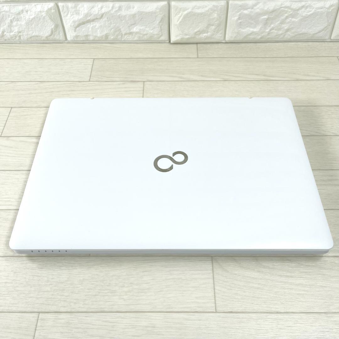 富士通 i7 新品SSD512 メモリ8GB Windows11 ノートパソコン