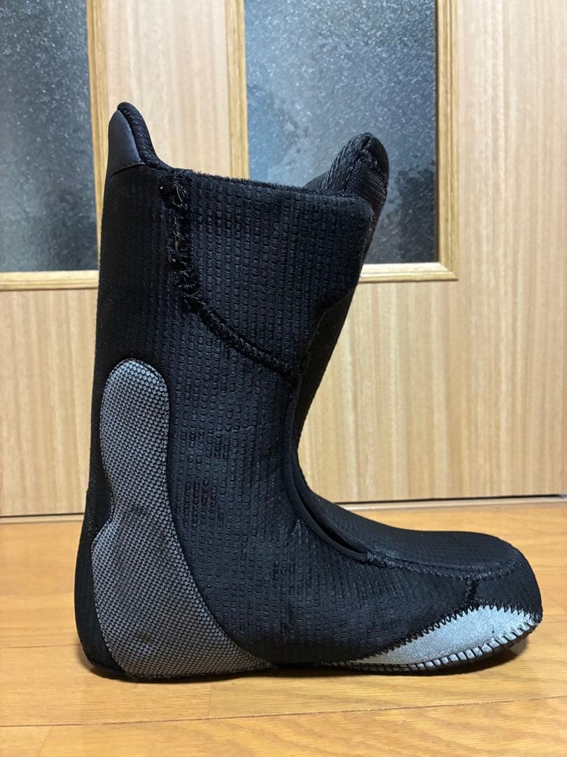 Burton IMPERIAL 27.0(US9) スノーボードブーツ