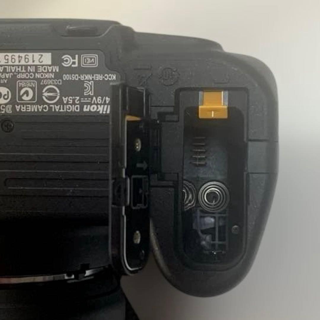 Nikon ニコン D5100 18-55 VR レンズキット　一眼レフ