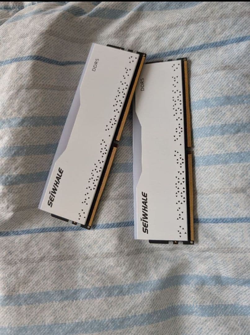 GIGABYTE Z890マザーボード+DDR5 6400 32Gメモリーセット