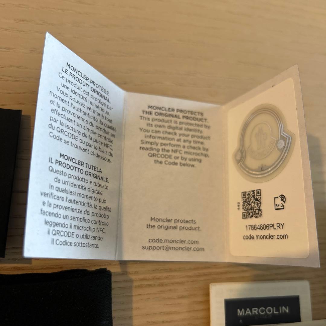 MONCLER サングラス　保証書付き