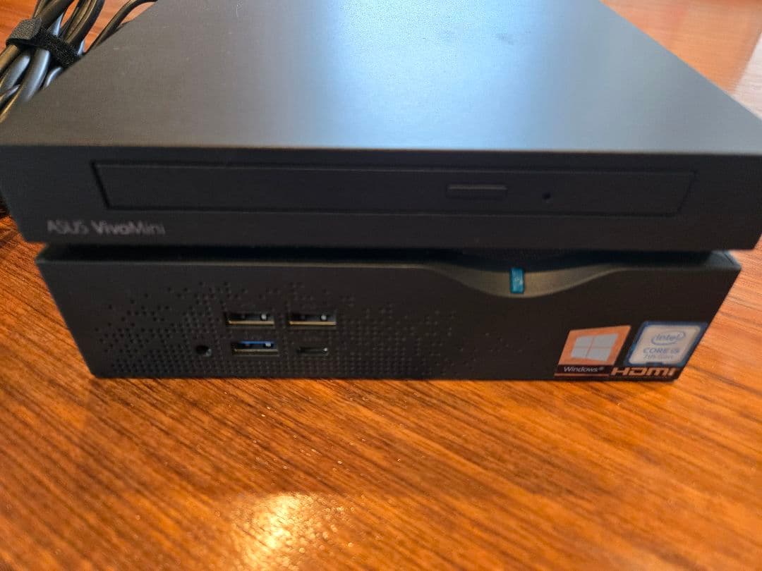 ミニPC ASUS VivoMini VC66 i5-7400/8GB/SSD/DVD