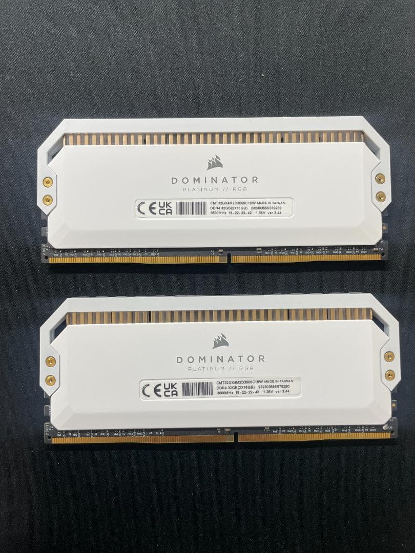 メモリー DDR4-3600MHz DOMINATOR PLATINUM RGB