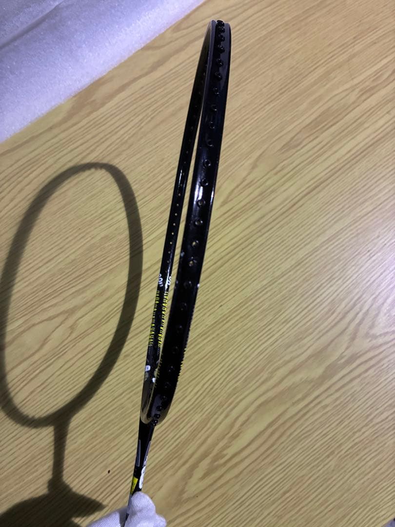 ビクター　スヌーピー バドミントンラケット