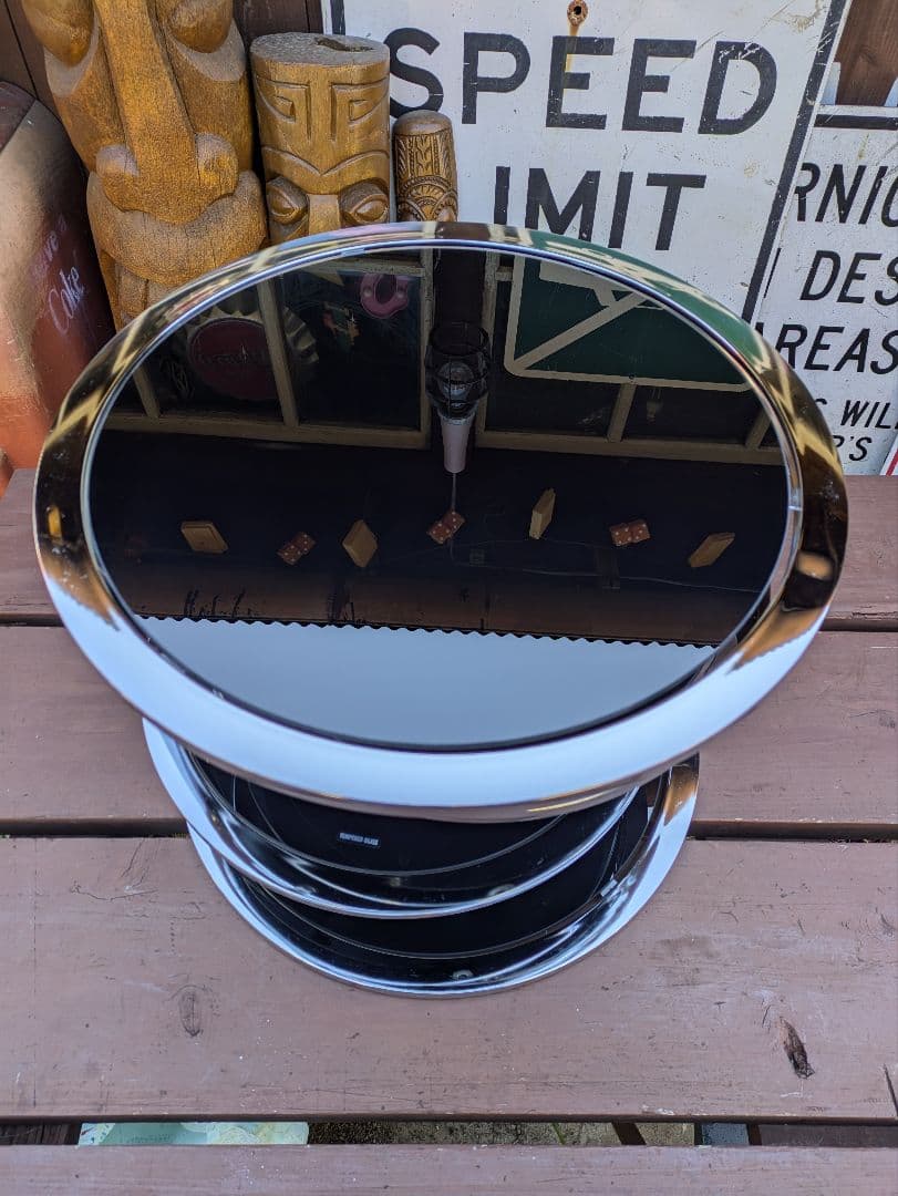 ミッドセンチュリー　スペースエイジ　ラウンドテーブル　強化ガラス　ガラステーブル