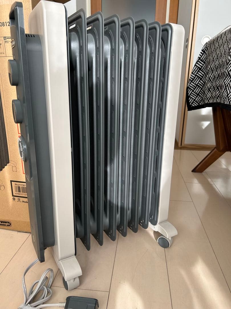 超美品！格安！オイルヒーター VertiClado グレー