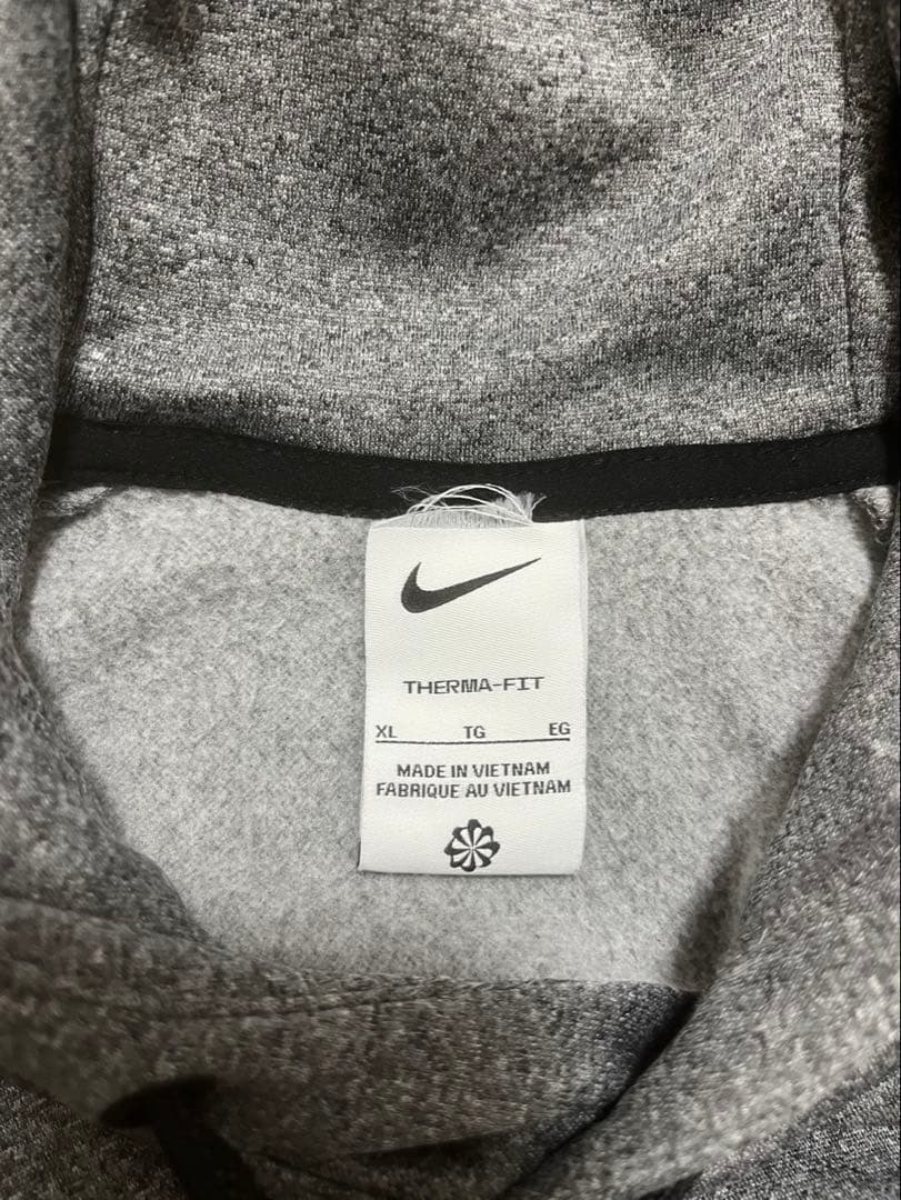 NIKE Therma-FIT 上下セットアップ