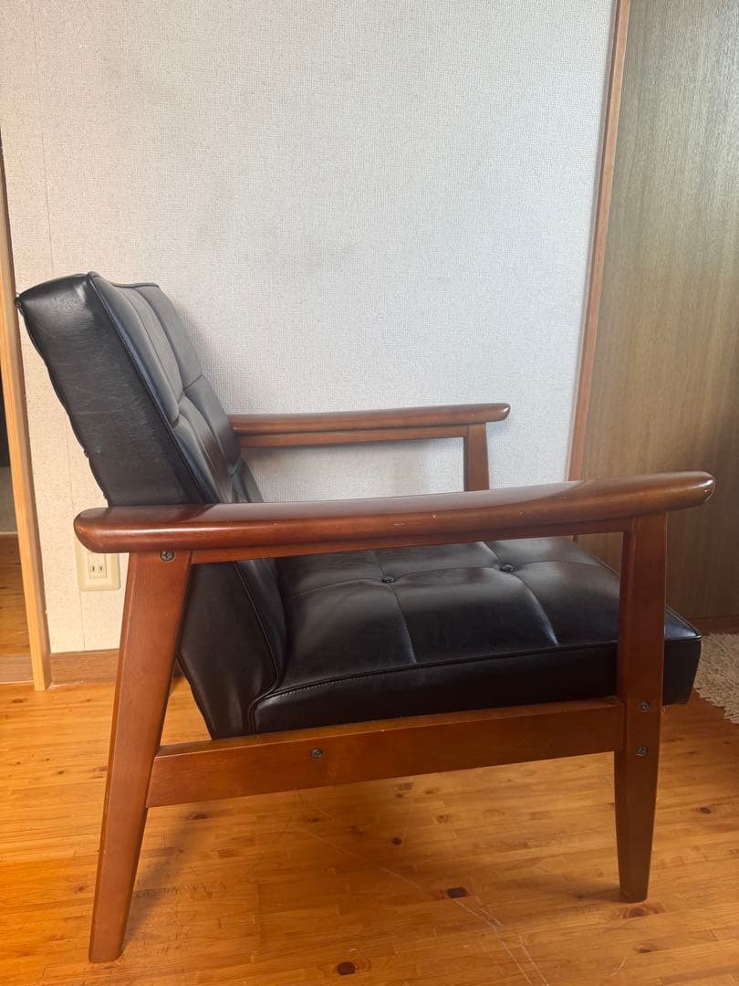 カリモクＫチェア　karimoku 1人掛けソファ 黒