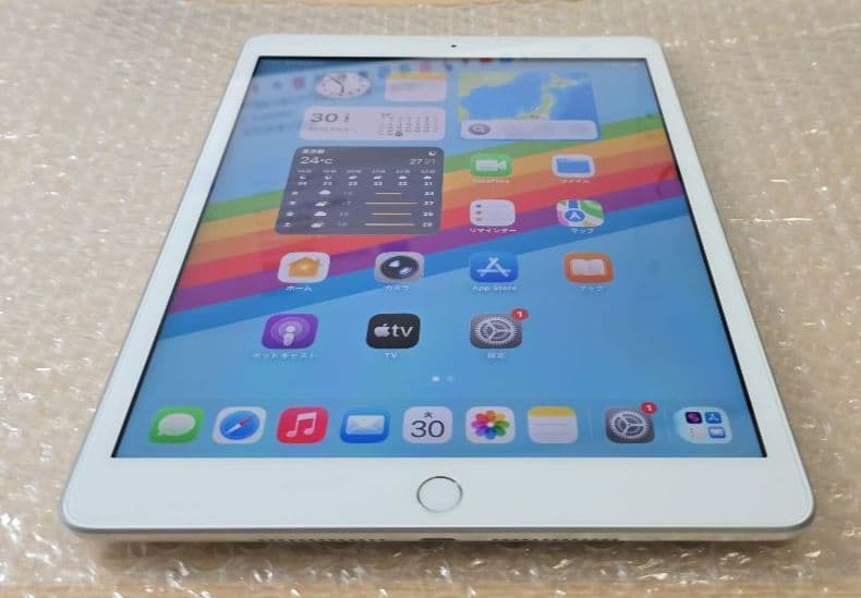 ゴ*読様 美品■iPad 8◼️電池極良品◼️純正アダプター充電ケーブル付属