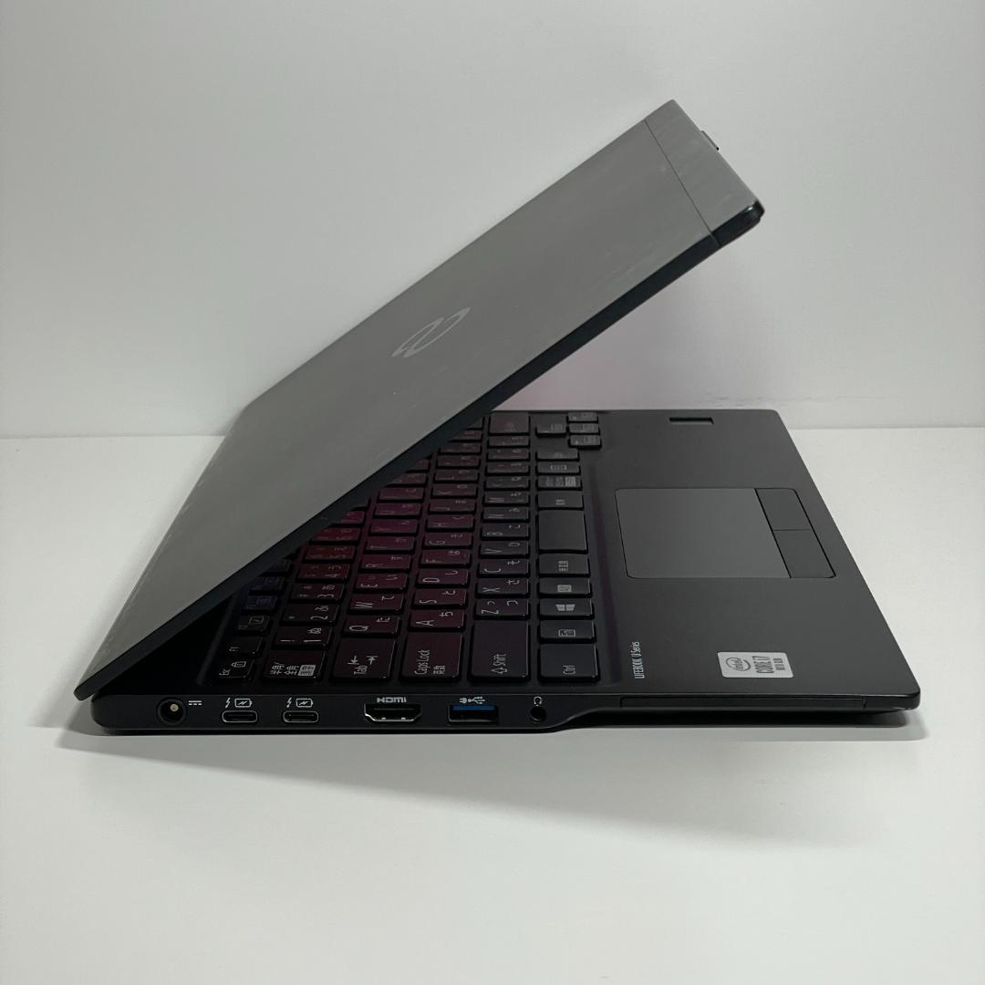 第10世代i7 富士通 U9310 ノートPC メモリ16GB 薄型軽量 SSD