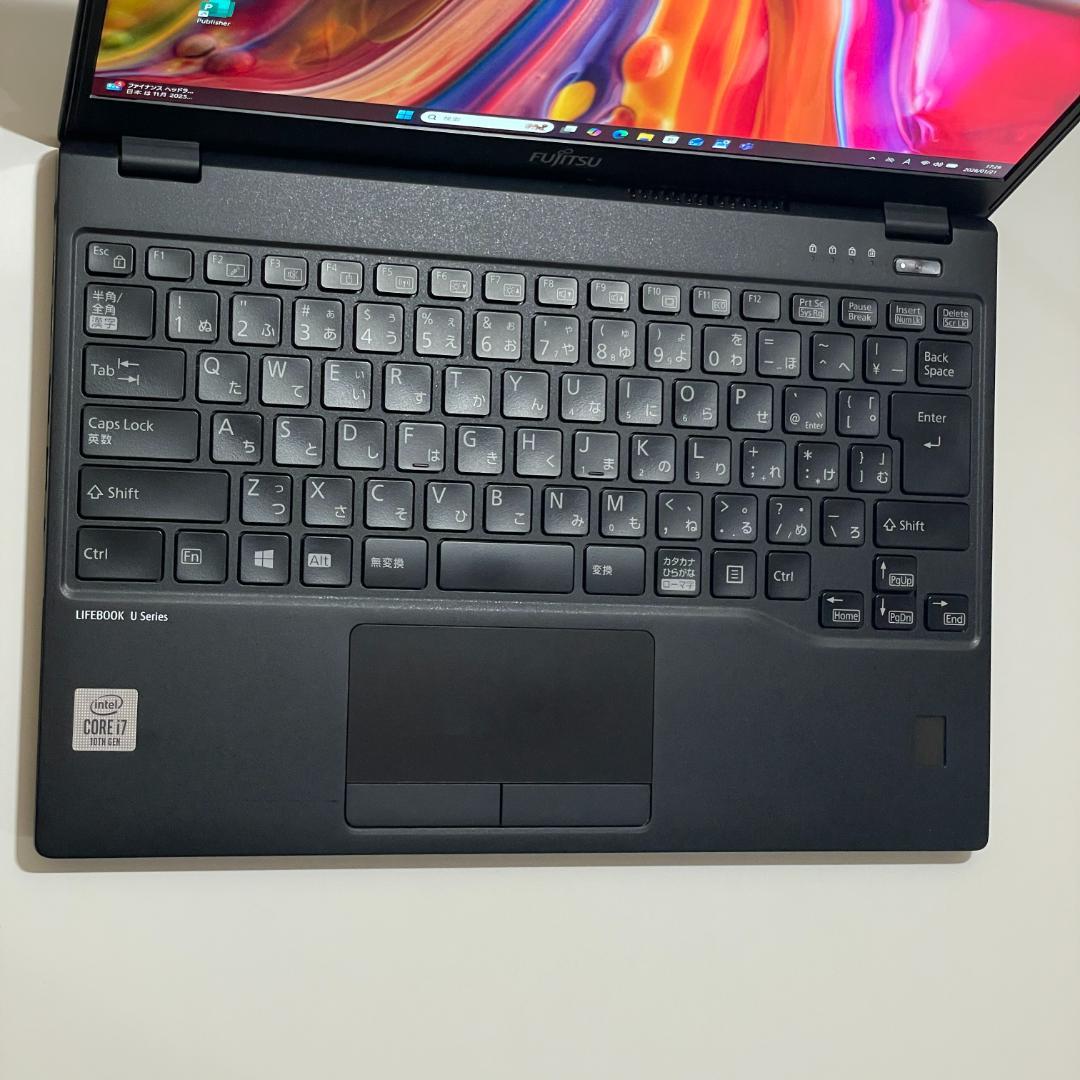 第10世代i7 富士通 U9310 ノートPC メモリ16GB 薄型軽量 SSD