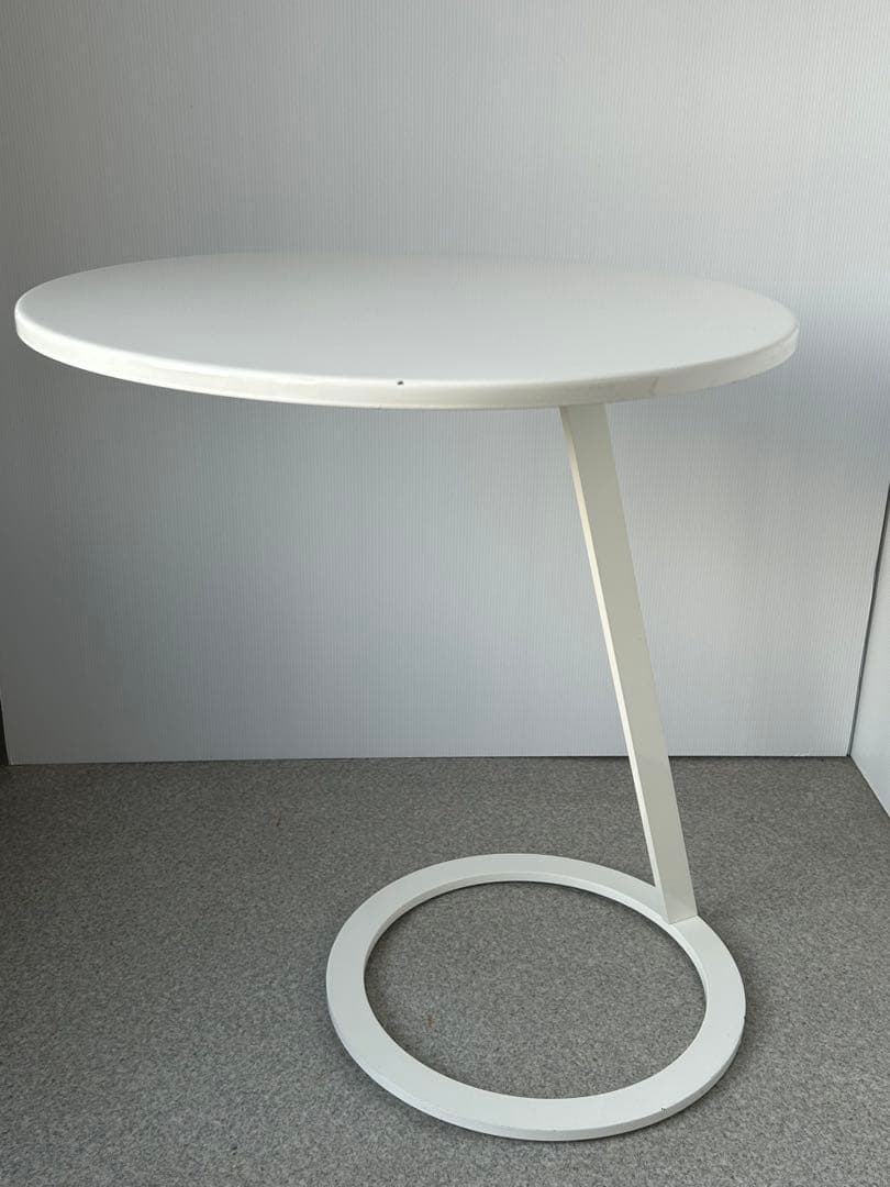 リーンロゼ GOOD MORNING サイドテーブルligne roset 白