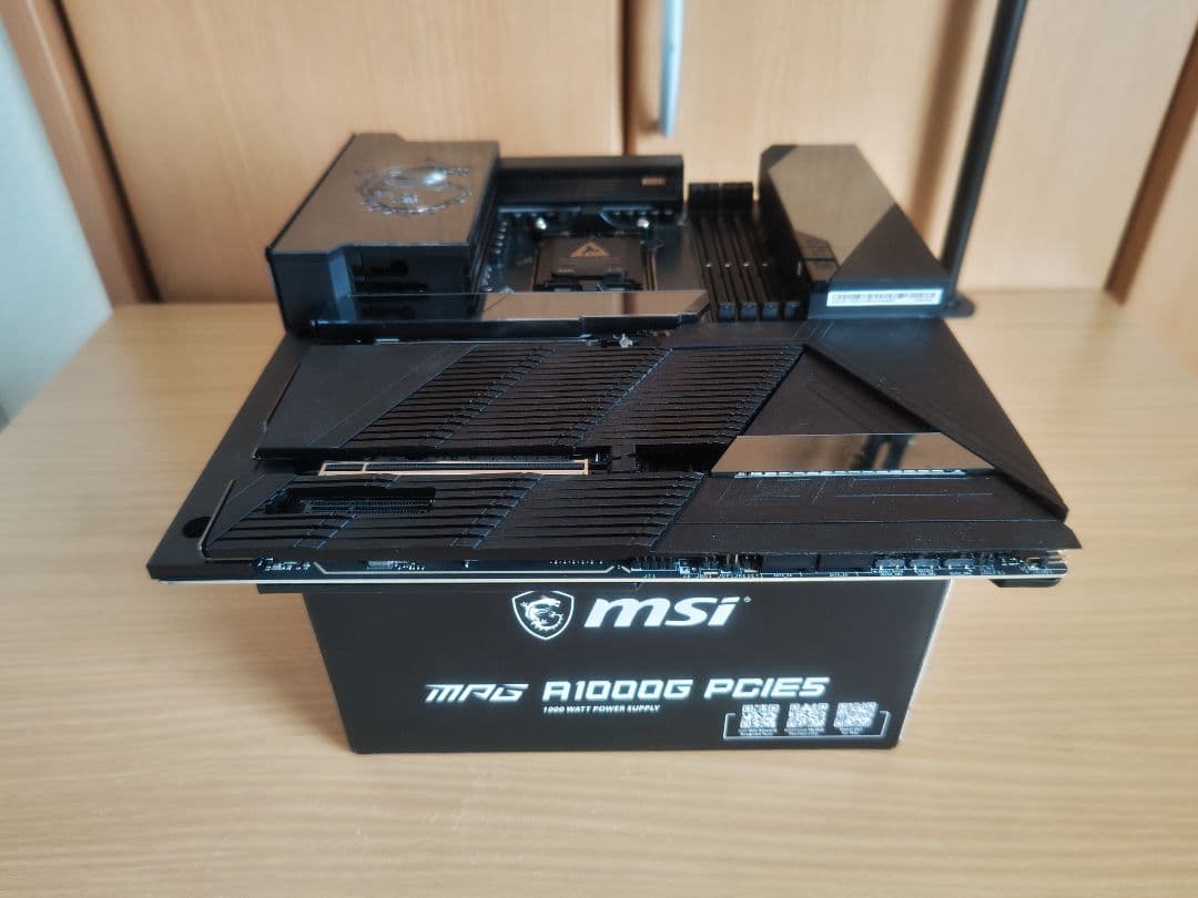 ☆るる出品ページ☆ msi x870e godlike マザーボード