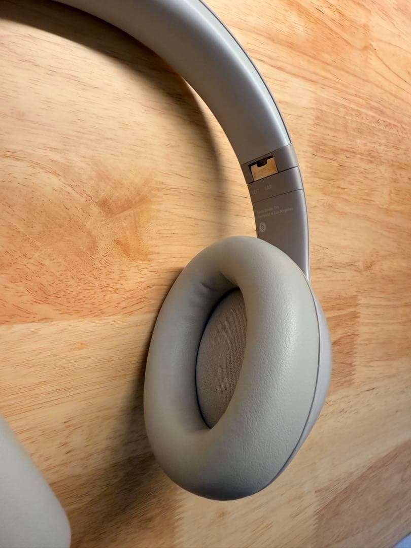 beats studio pro ベージュ