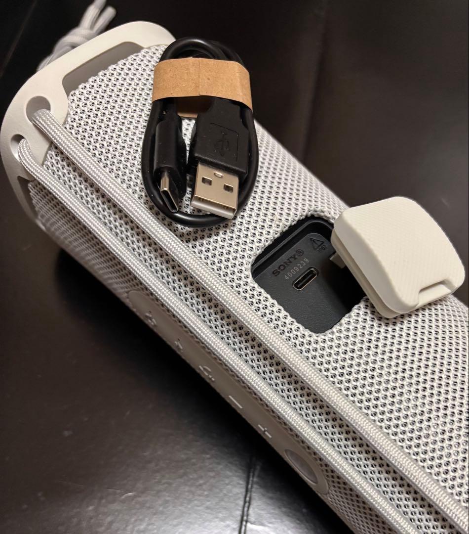 SONY ULT FIELD 1 ワイヤレススピーカー オフホワイト