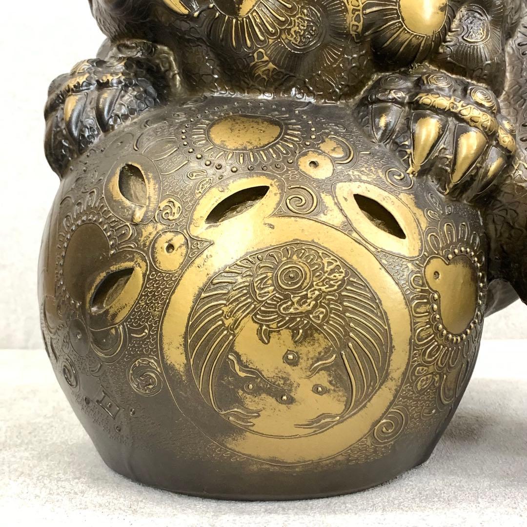 玉乗り 獅子 高さ38cm ゴールド 縁起物 招福 魔除け