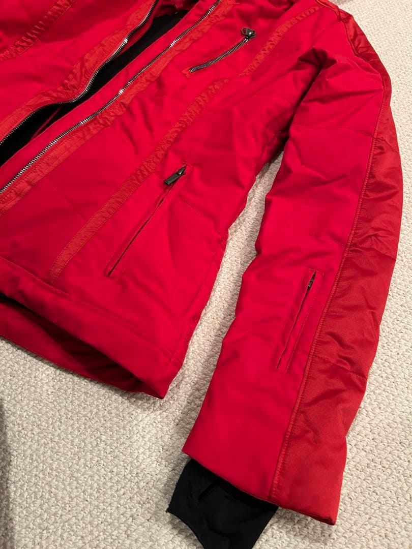 Obermeyerオーバーマイヤーのレディーススキージャケット。USサイズ4