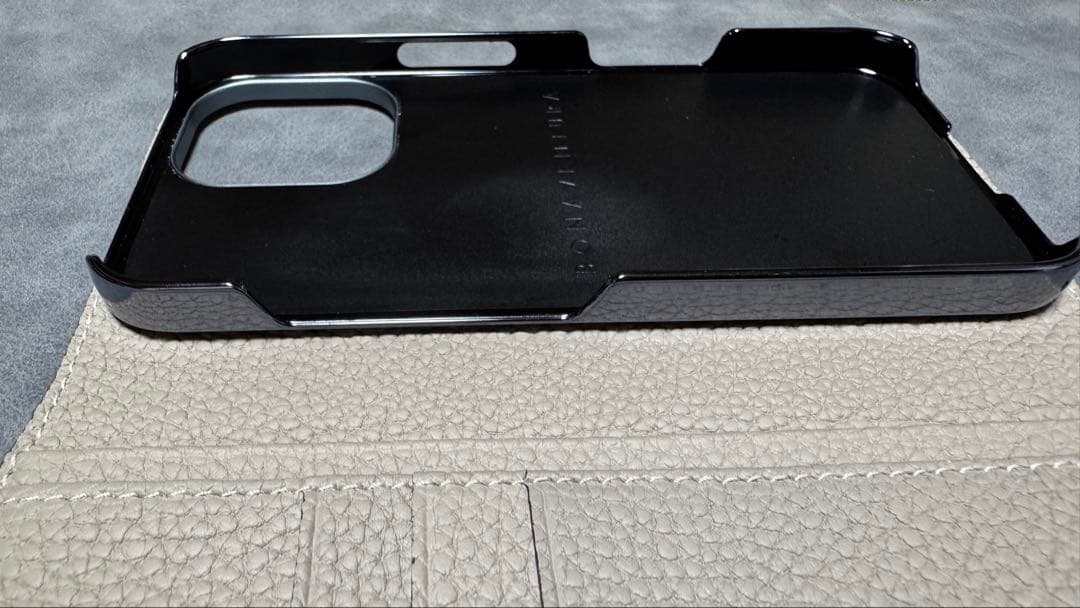 【美品】ボナベンチュラ iPhone16 手帳型ケース エトープ×グレージュ