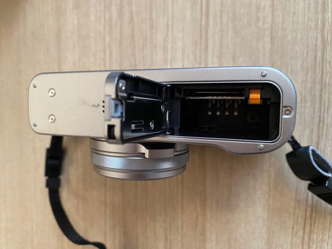 Fujifilm X100F 本体レンズ箱付き　説明書付き