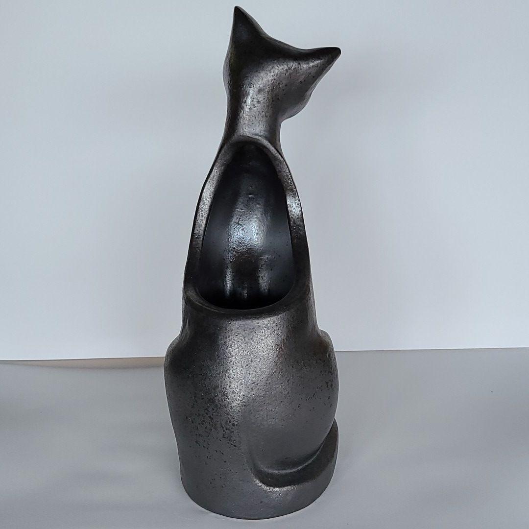 信楽焼傘立て  ねこレリーフ 高さ６３cm