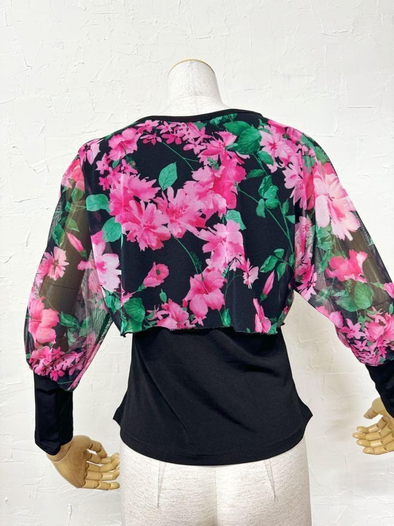 【パーティーに】新品　社交ダンス　ピンク花柄セットアップ黒　ｍ926