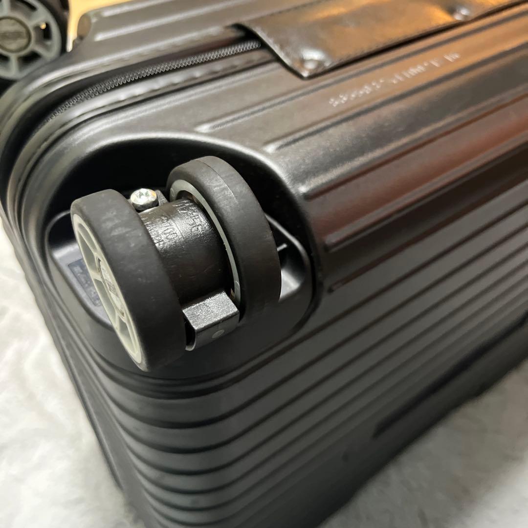 廃盤希少　美品　RIMOWA ボレロ　4輪　ブラック キャリーケース