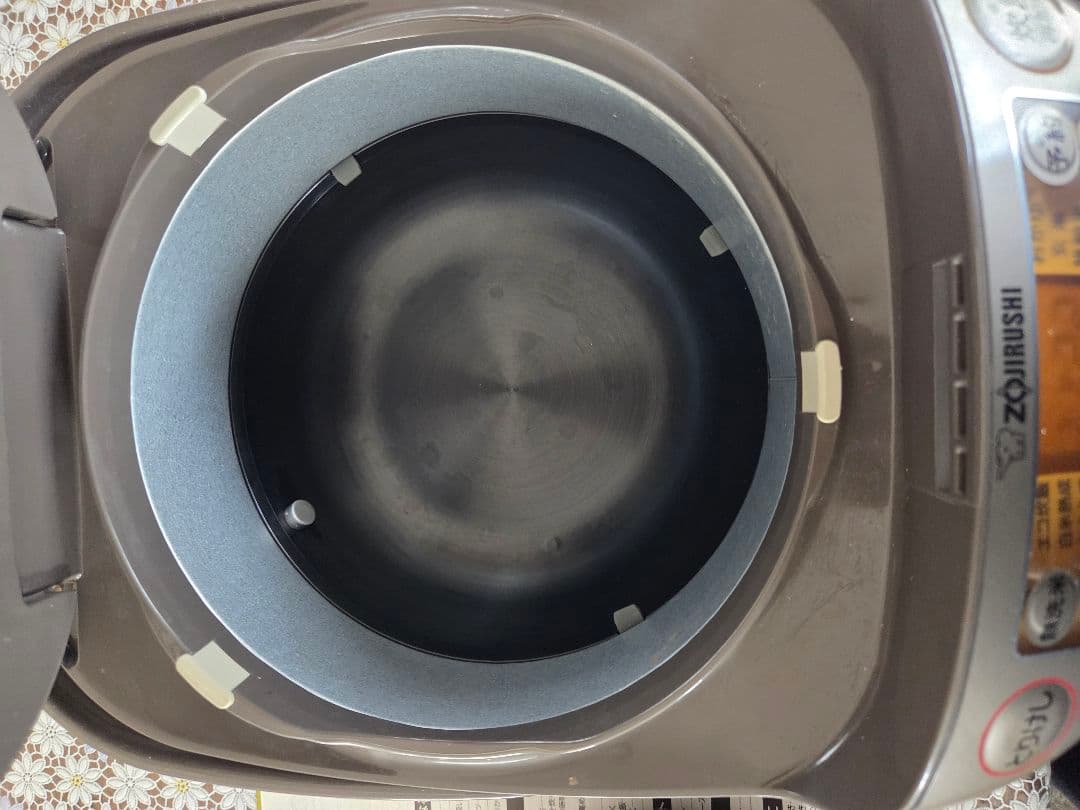 2025年製　象印　IH炊飯ジャー　極め炊き NW-HA10J型