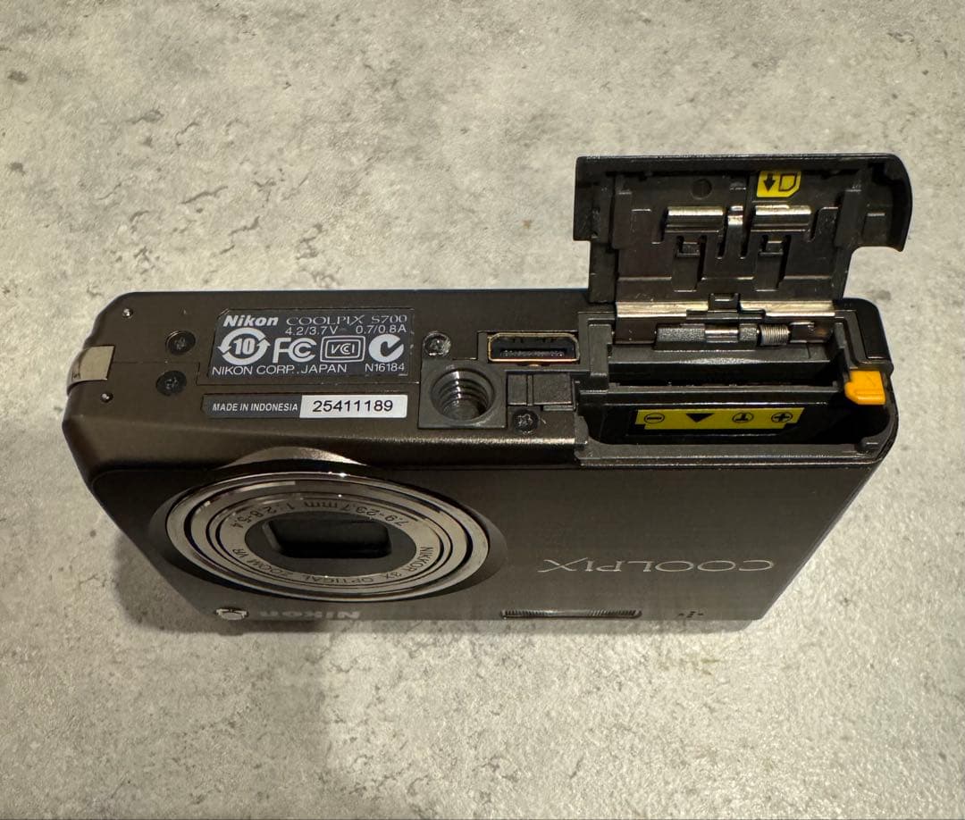 美品＊Nikon COOLPIX S700 ブラウン