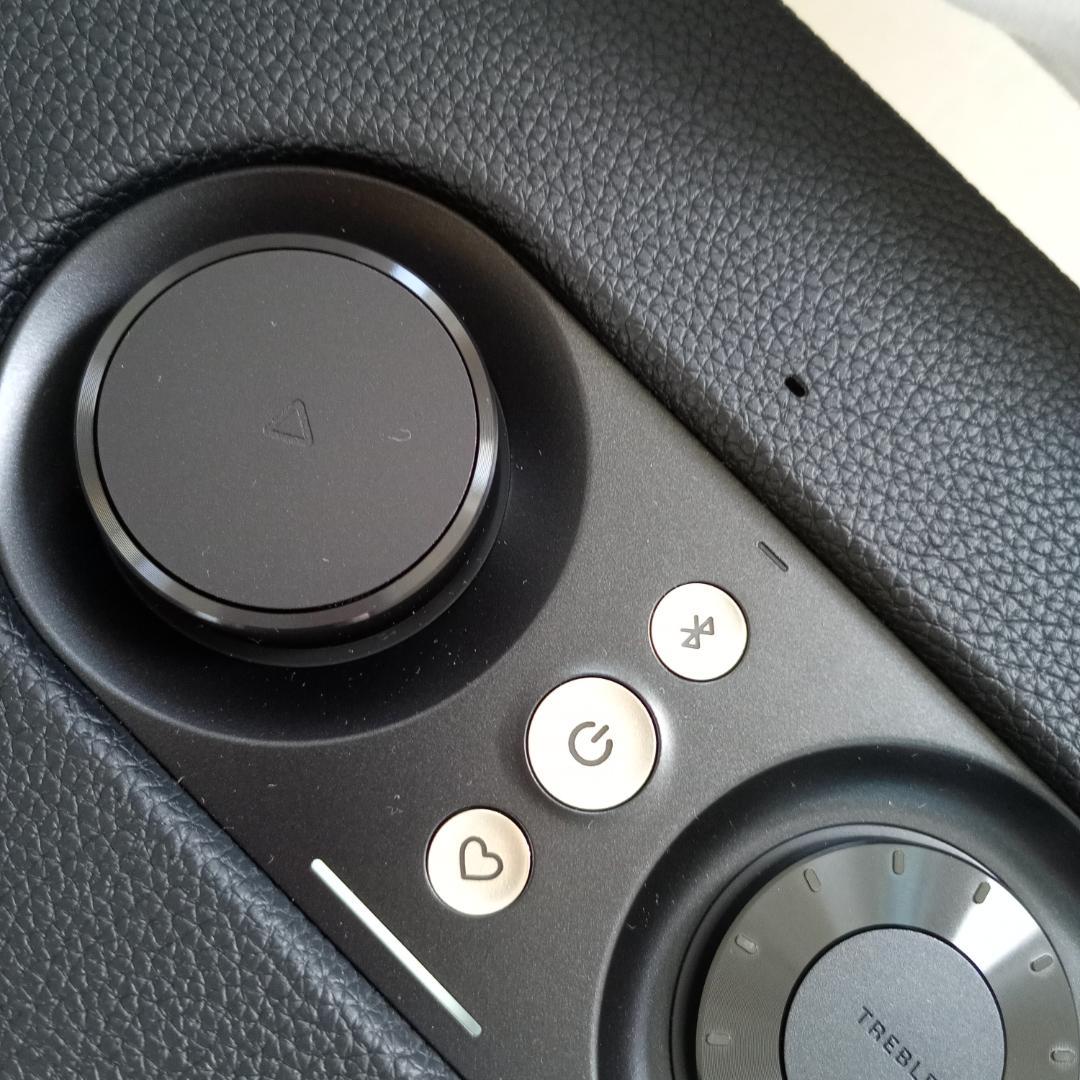 JBL AUTHENTICS 300 Bluetoothスピーカー